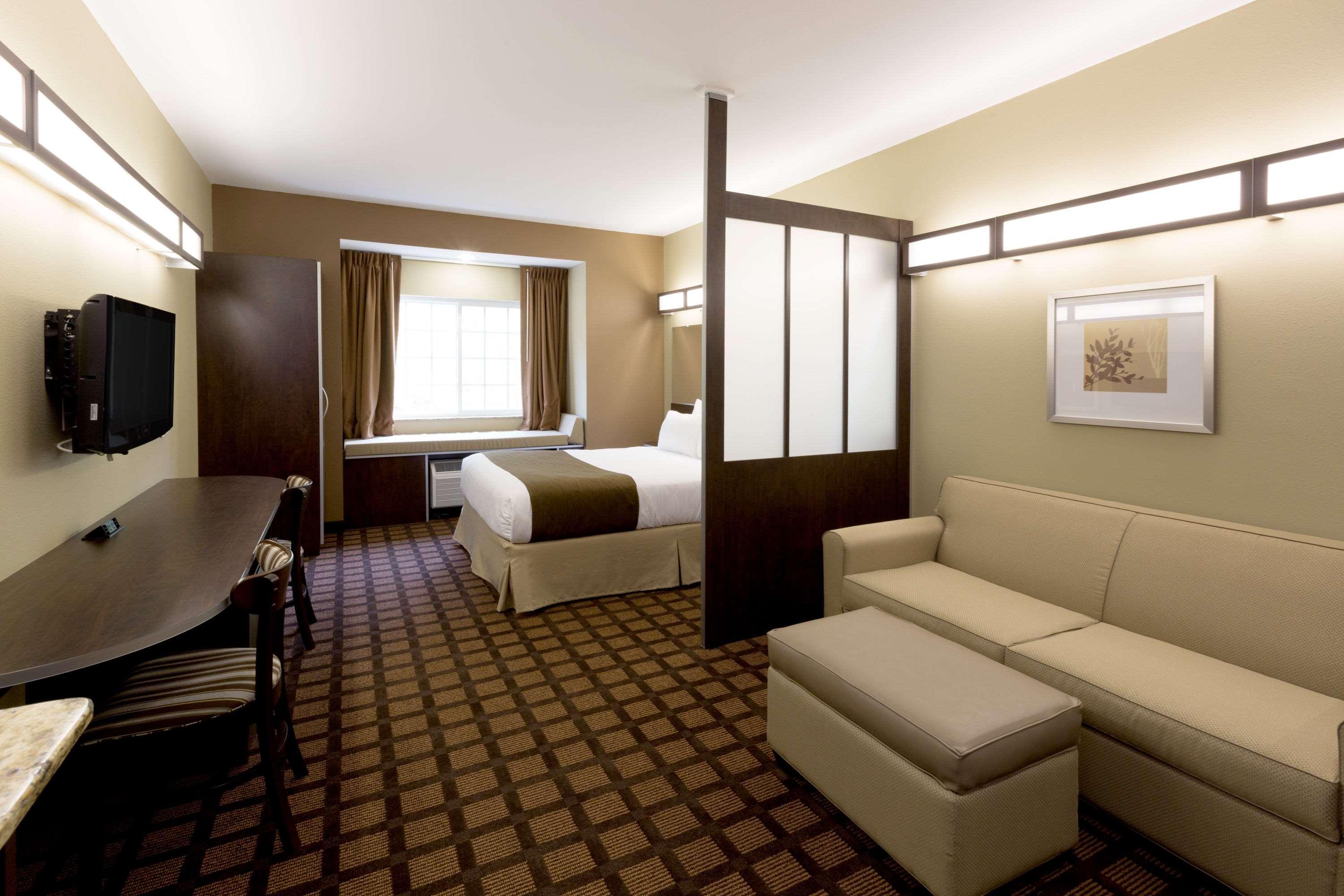 Microtel Inn & Suites Dillsboro/Sylva Экстерьер фото